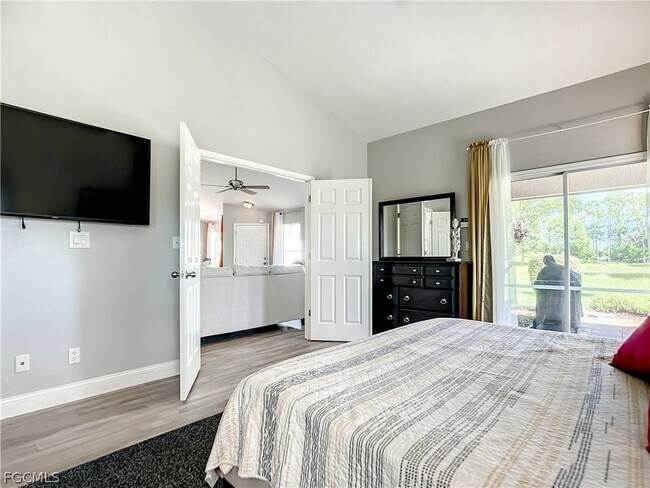 Building Photo - 13633 Admiral Ct