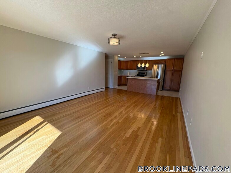 Building Photo - 50 Green St