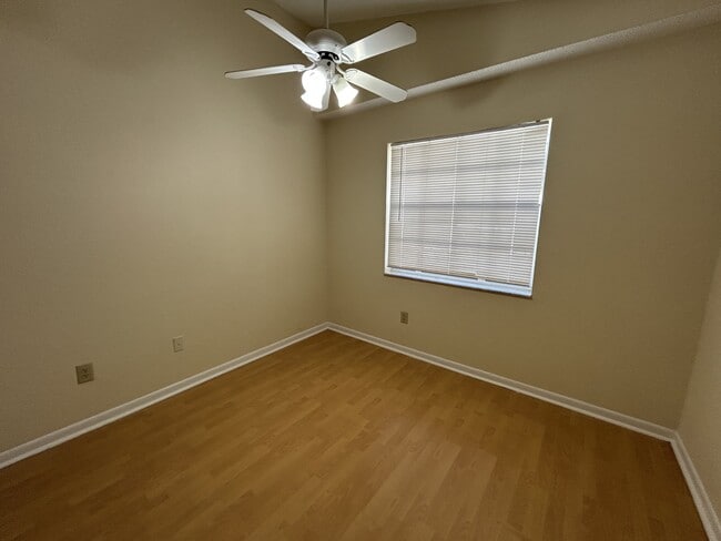 Building Photo - 2890 N Oakland Forest Dr