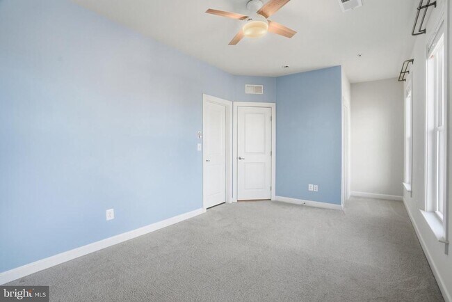 Building Photo - 11387 Ridgeline Rd