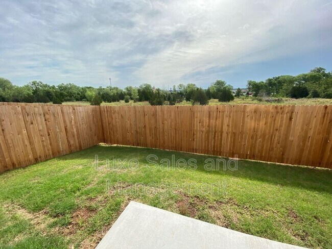 Building Photo - 12010 Rhya Ln