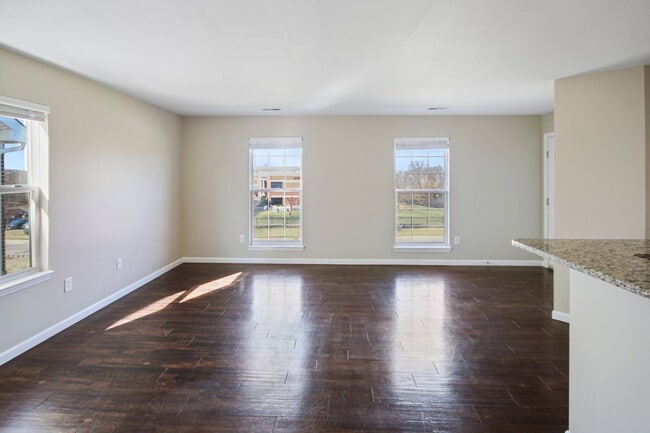 Building Photo - 321 Stonewall Creek Dr