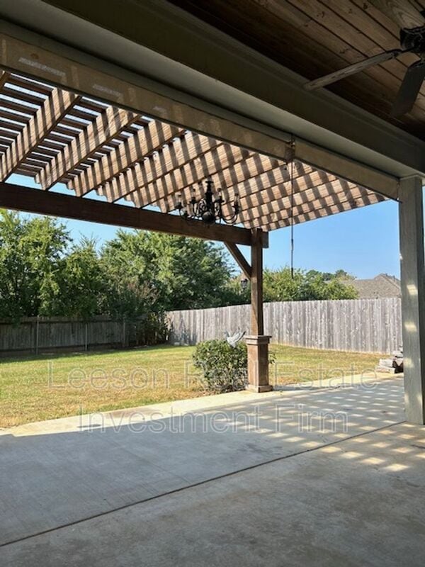 Building Photo - 2076 Highpoint Pl