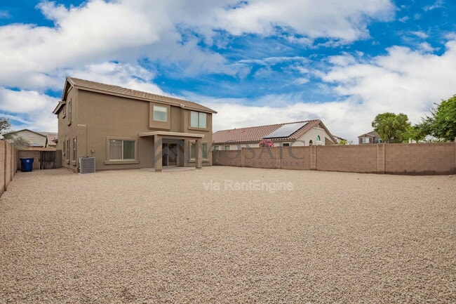 Building Photo - 61 W Hereford Dr