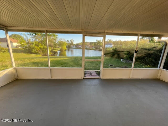 Building Photo - 10538 Lantana Lakes Dr N