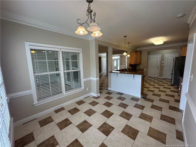 Building Photo - 2912 Eaglecrest Ln