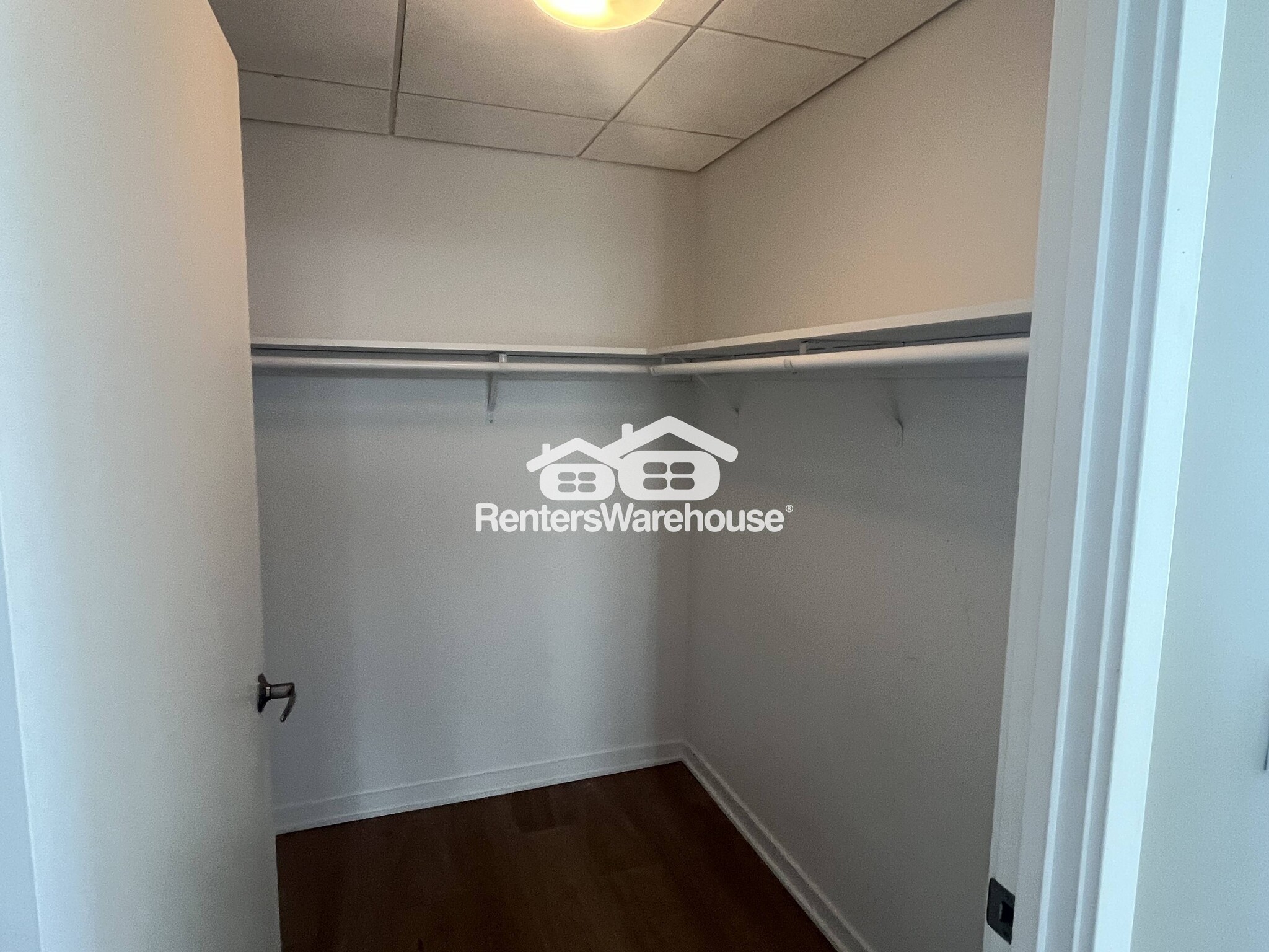 Building Photo - 8151 33rd Ave S