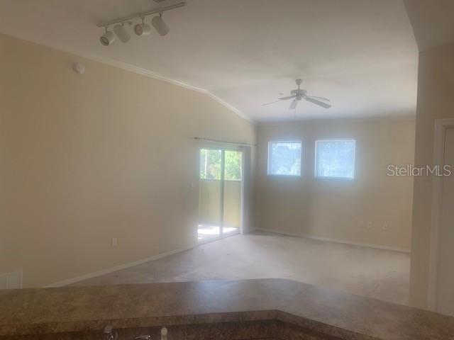 Building Photo - 10106 Courtney Oaks Cir