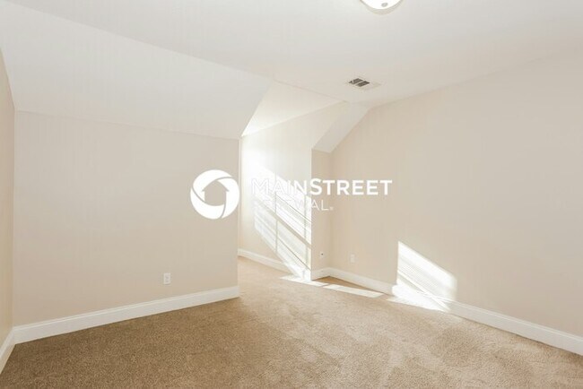 Building Photo - 3 Bedroom Pet-Friendly Home in Corryton, TN with Main Street Renewal