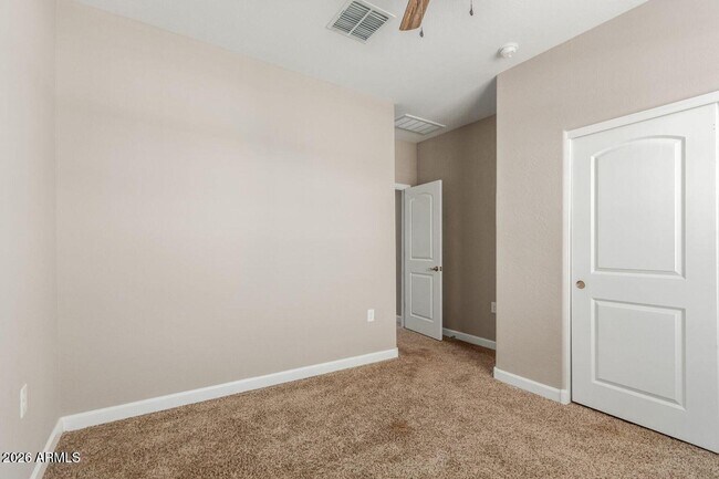 Building Photo - 29539 W Whitton Ave