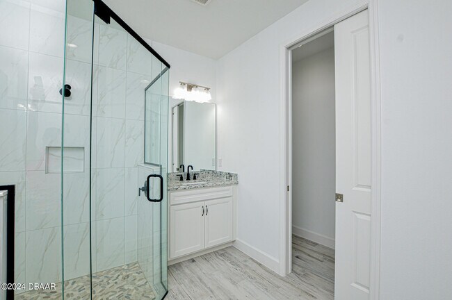 Building Photo - 853 Bama Breeze Dr