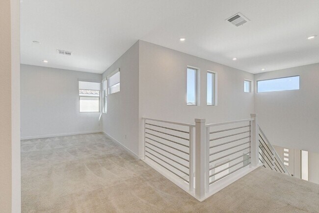 Building Photo - 10280 Timberline Valley Ave