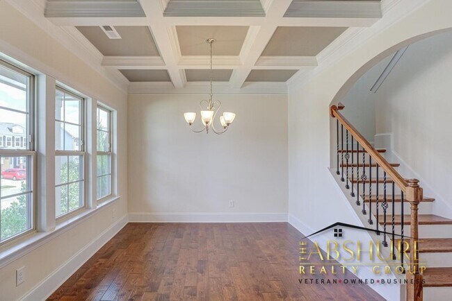 Building Photo - 112 Cahors Trail