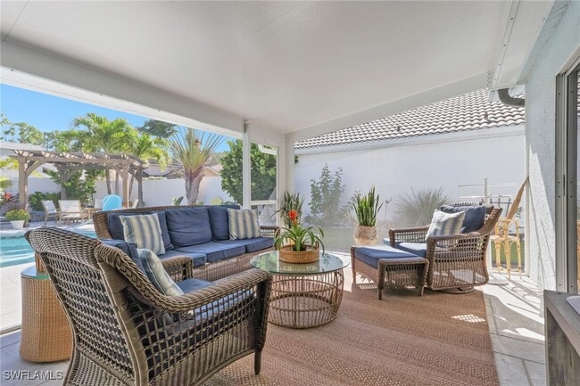 Building Photo - 1151 Jardin Dr