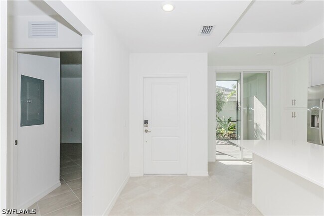 Building Photo - 5478 Double Eagle Cir