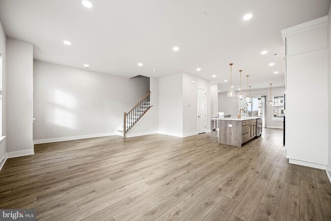 Building Photo - 104 Lizabetta Ln