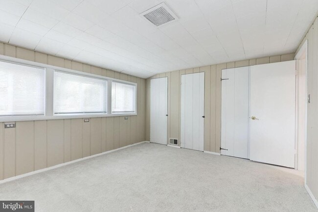 Building Photo - 307 Nimitz Ave