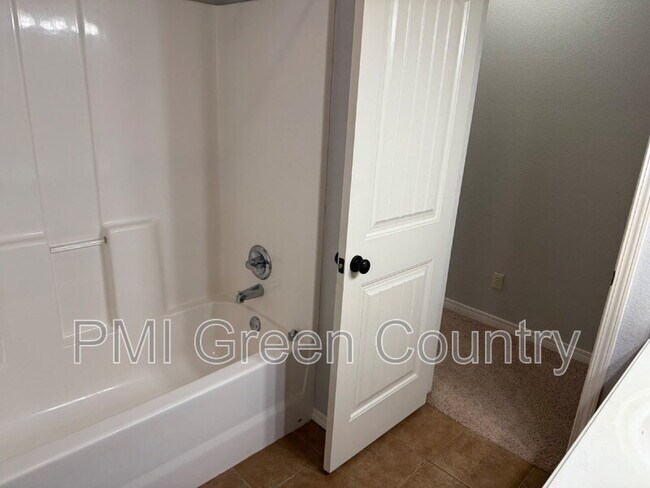 Building Photo - 3710 West 108th Ct S
