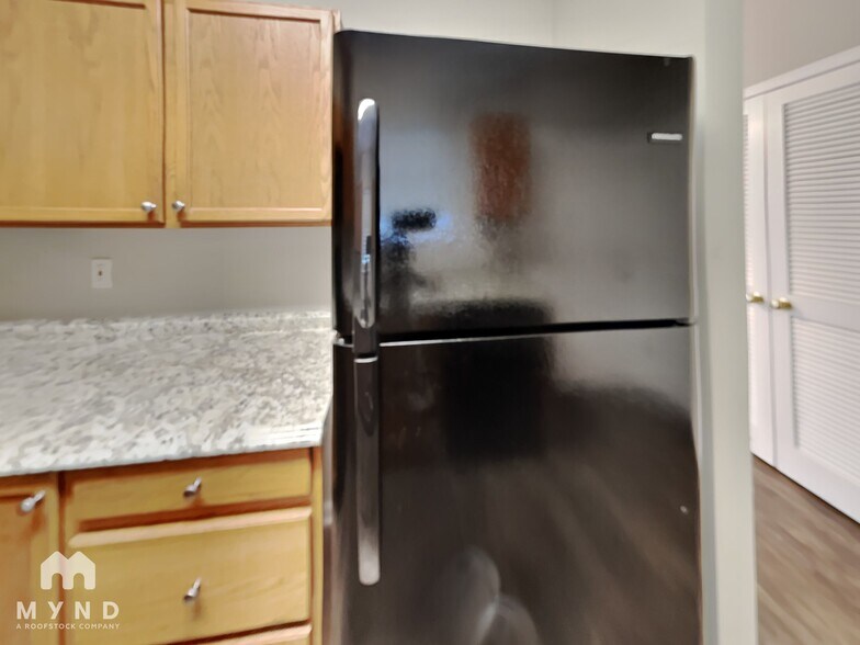 Building Photo - 1685 Camden Forrest Way