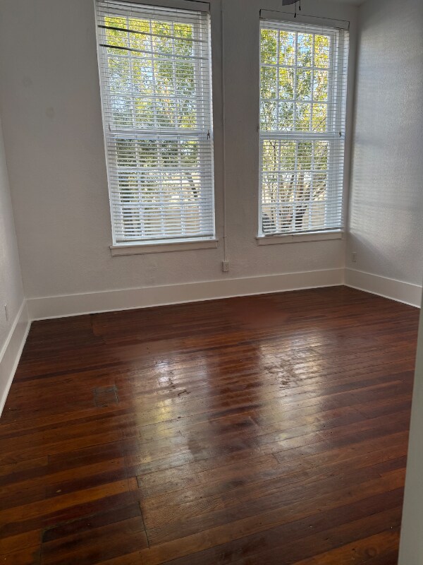 Building Photo - 1090 10th St N