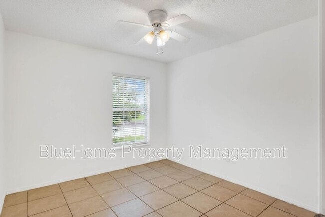 Building Photo - 3651 N Goldenrod Rd
