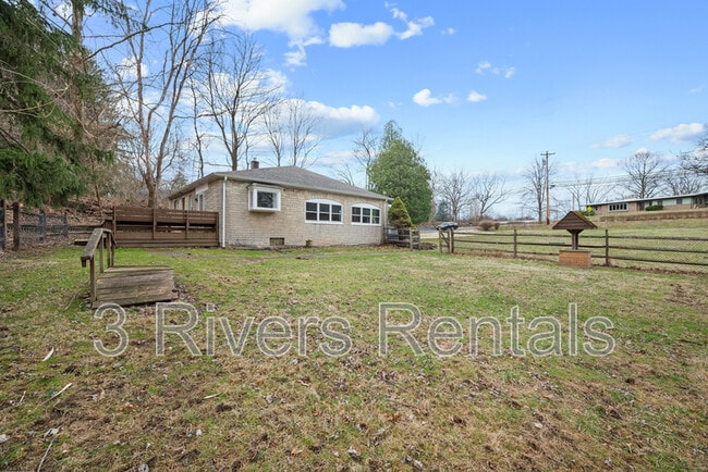 Building Photo - 600 Camp Meeting Rd