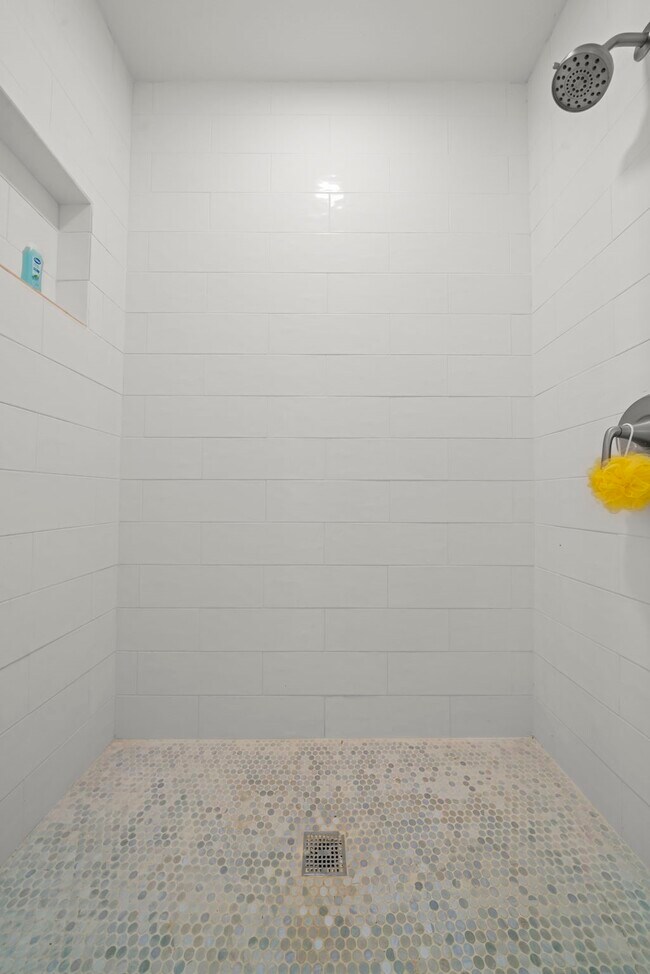 Building Photo - 3582 Co Rd 476