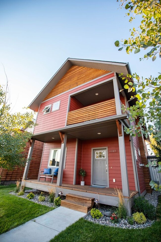 Building Photo - Charming Downtown Retreat: A Unique Blend of Urban Living and Montana Charm in Bozeman