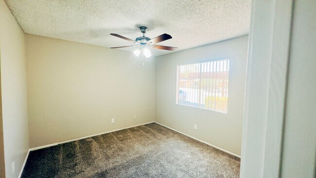 Building Photo - Updated 2 Bed/2 Bath Condo at Baseline Rd ...