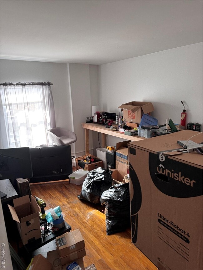 Building Photo - 196 Hamilton Ave