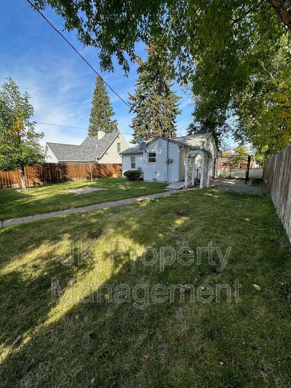 Building Photo - 3512 4th Ave N