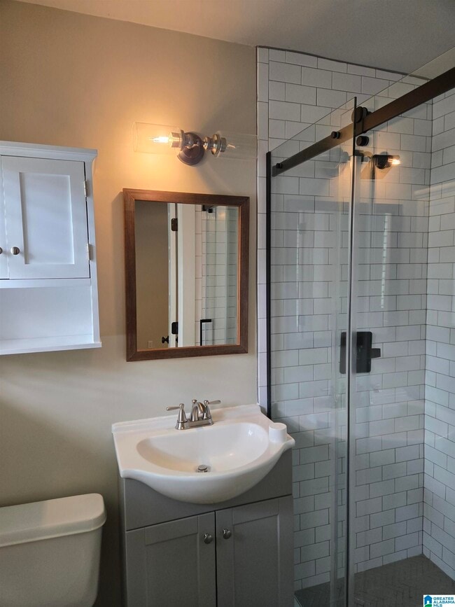 Building Photo - 109 Knoll Crest Dr