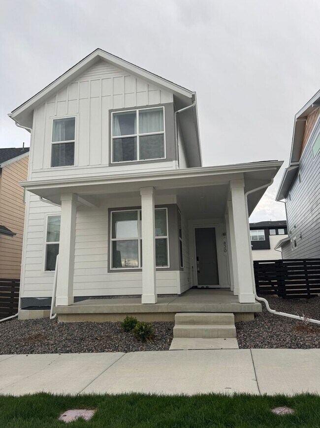 Primary Photo - 820 Promenade Dr