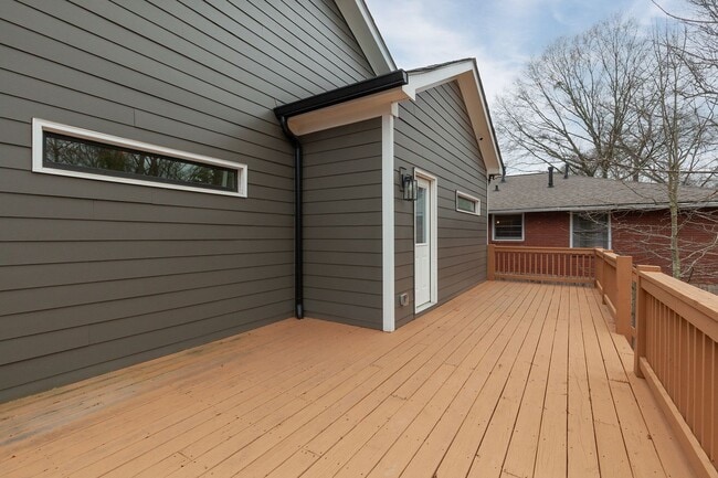 Building Photo - Conveniently Located 4bd/3ba Home Minutes From ATLBeltLine w/ Private Backyard!