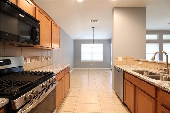 Building Photo - 11505 Oltons Bluff Cove