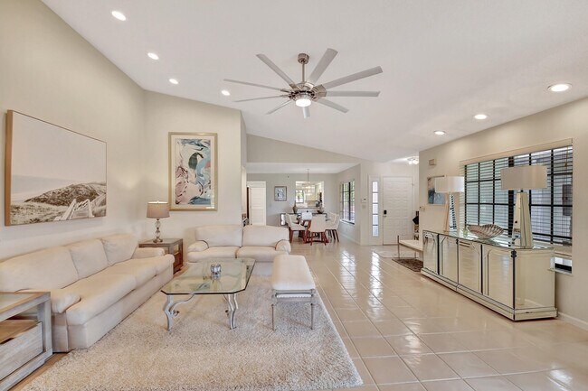 Building Photo - 15814 Loch Maree Ln