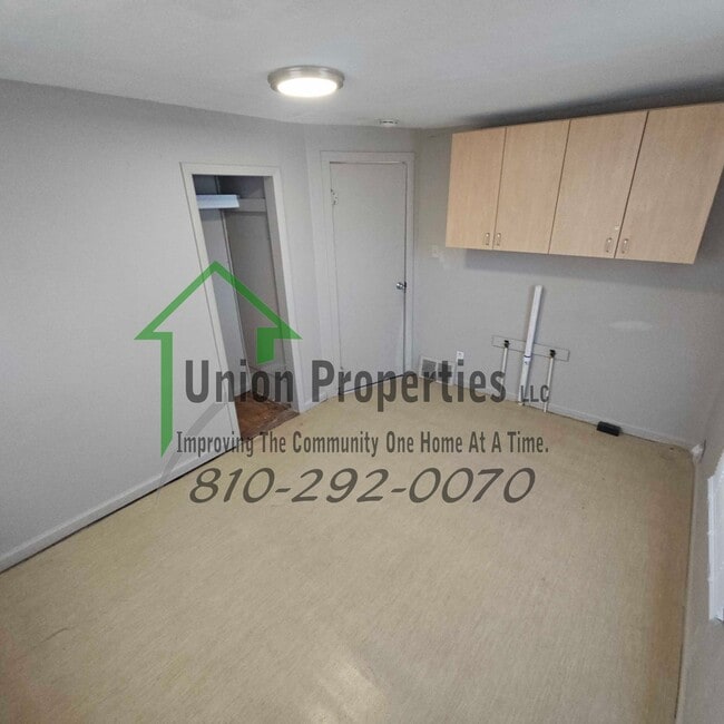 Building Photo - 2612 16th Ave