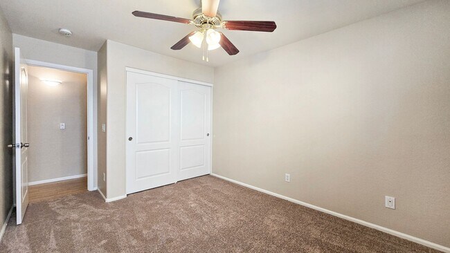 Building Photo - 16141 W Gibson Ln