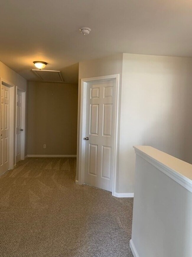 Building Photo - Location, Community, Quality Living. It St...