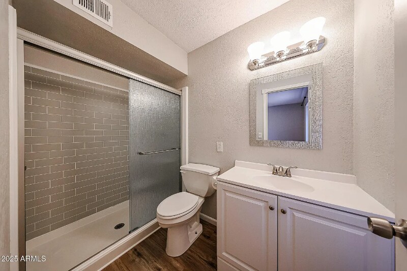 Building Photo - 3016 W Libby St