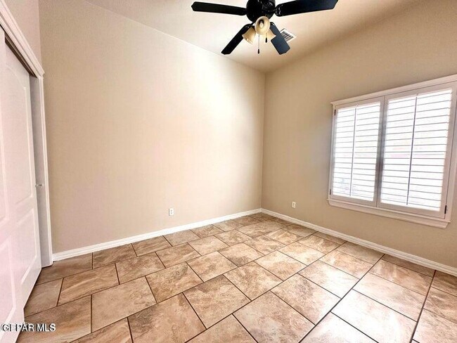 Building Photo - 3769 Coco Palm Dr