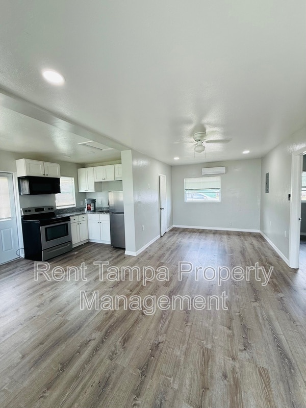 Building Photo - Neptune Drive - 1146