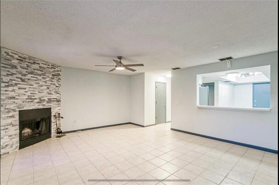 Building Photo - 11239 Cedar Hollow Ln