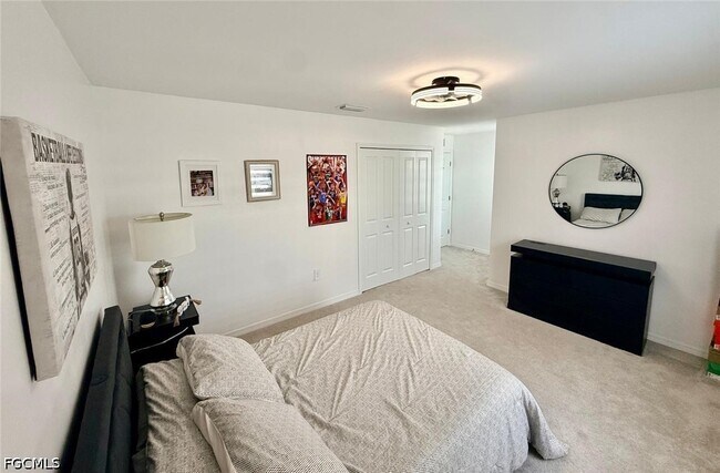 Building Photo - 17645 Paradiso Wy