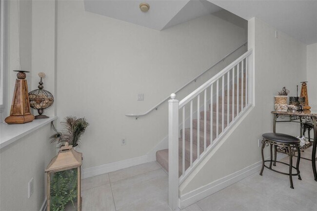 Building Photo - 331 Cleveland St