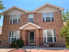 Building Photo - 8008 Smokerise Ave NW