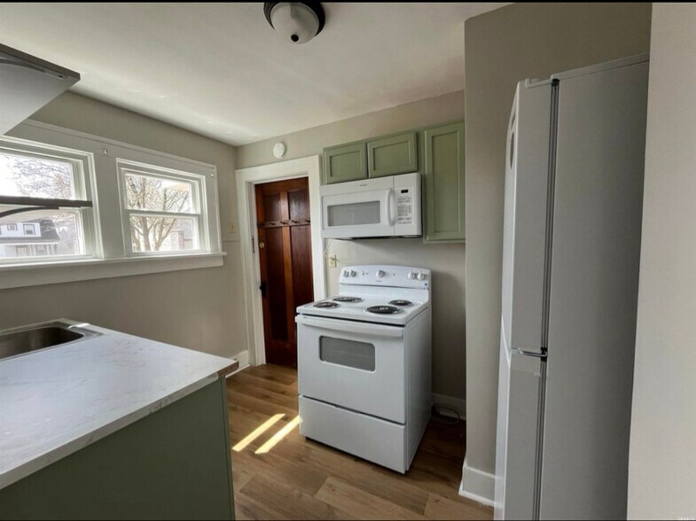 Building Photo - 211 S Liberty St