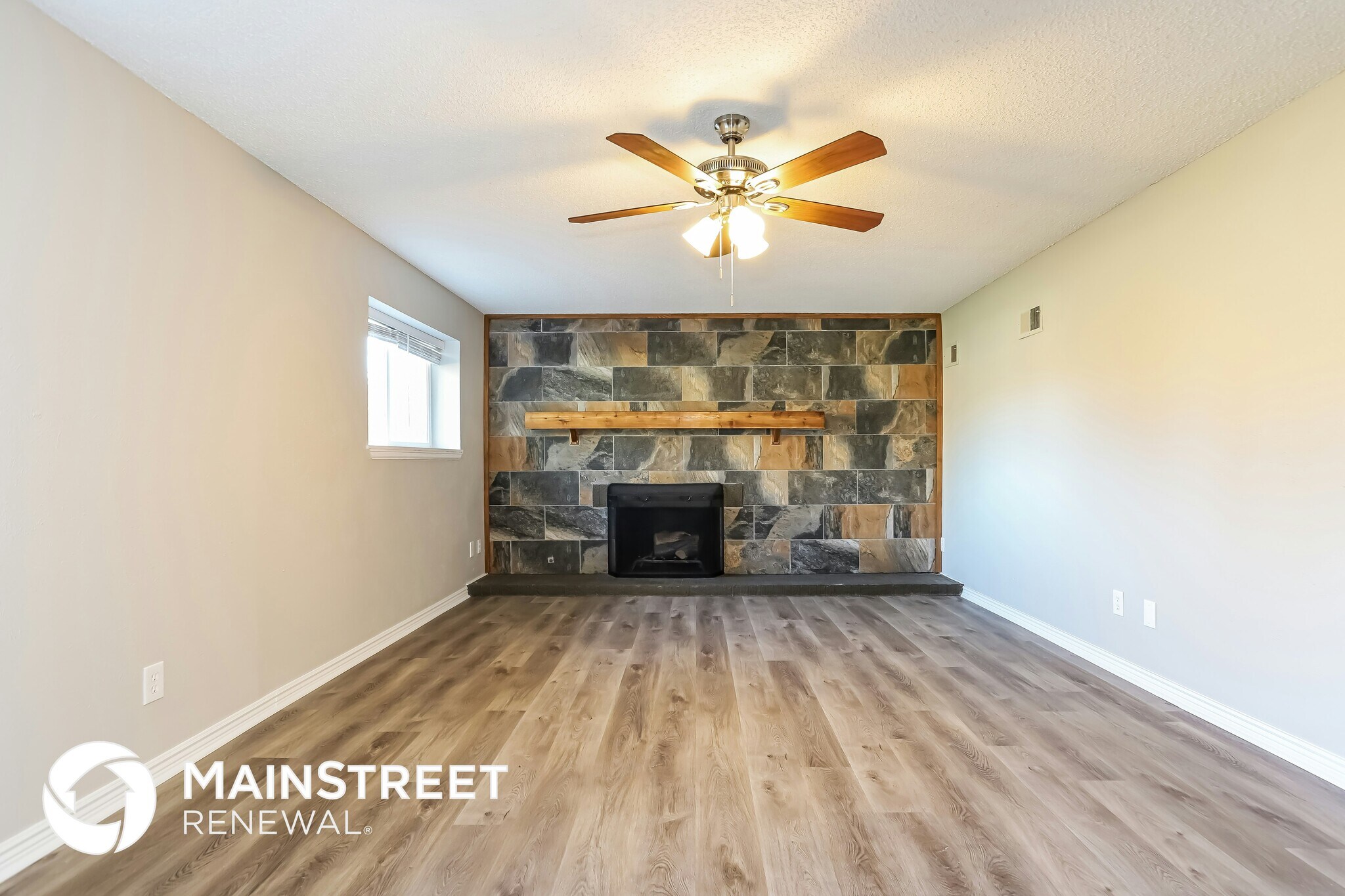 Building Photo - 17633 E Arizona Ave