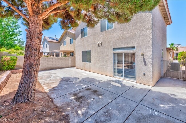 Building Photo - 997 E Scarlet Haze Ave