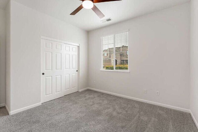 Building Photo - 8532 Hawley Way